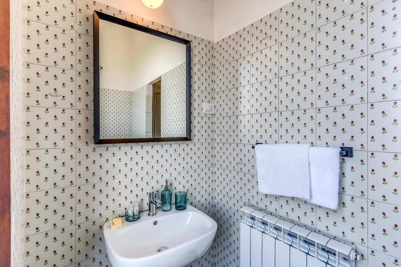 Guest house Aweshomeitaly - Villa Tower Pisa Italy