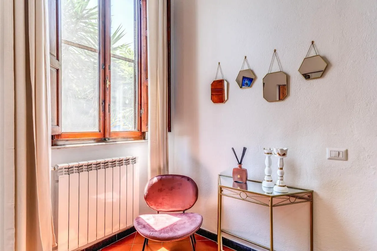 Aweshomeitaly - Villa Tower Pisa Italy