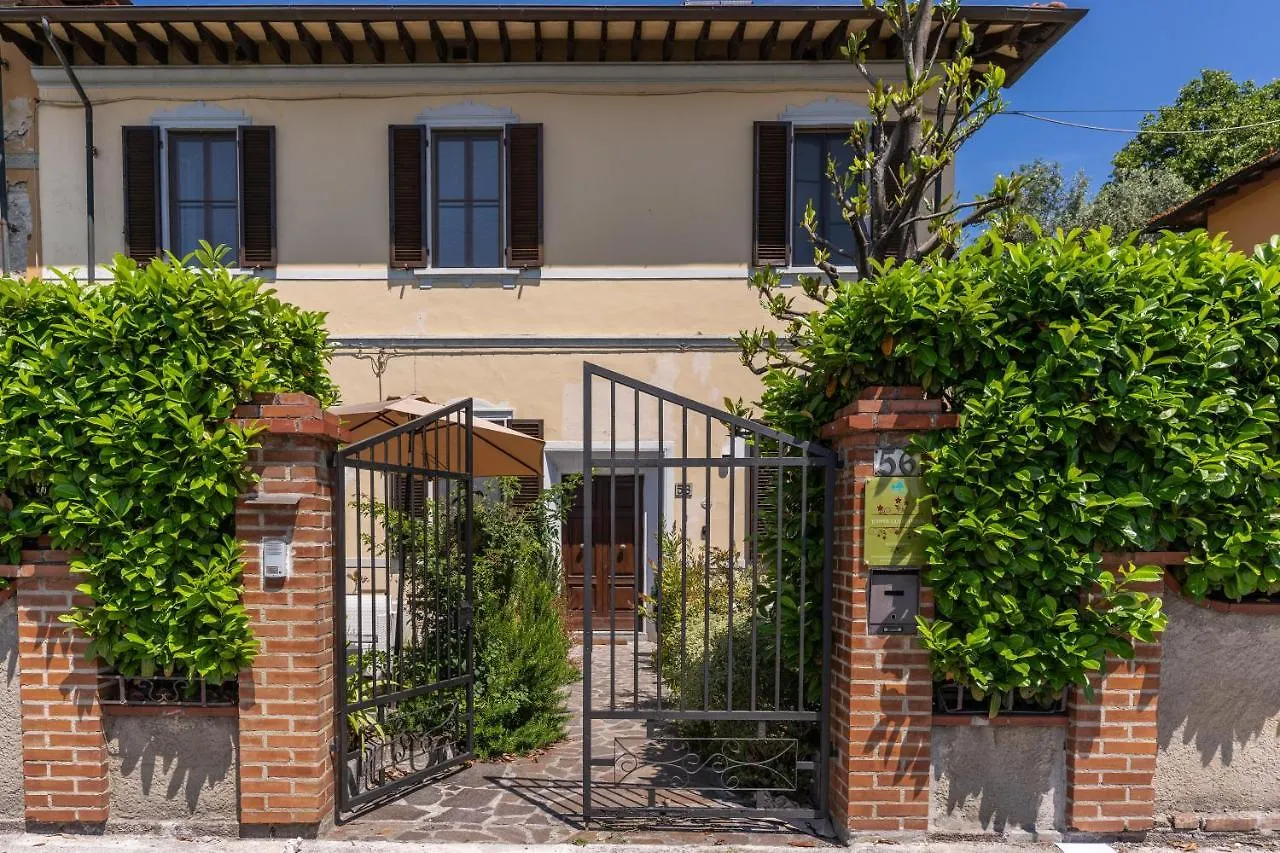 Guest house Aweshomeitaly - Villa Tower Pisa