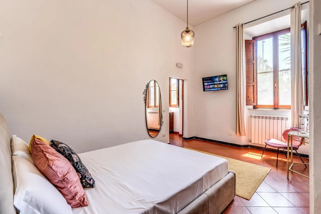 Guest house Aweshomeitaly - Villa Tower Pisa